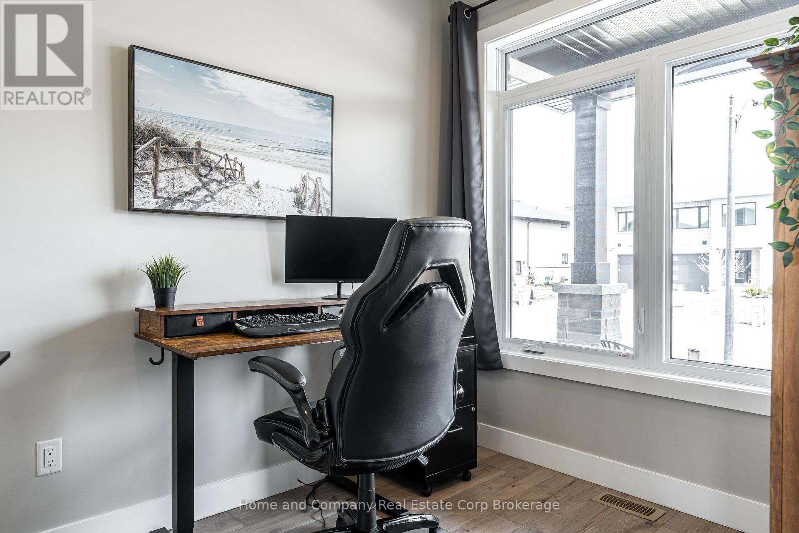 18 Trail Side Drive, St. Marys, Ontario  N4X 0C1 - Photo 8 - X12951366