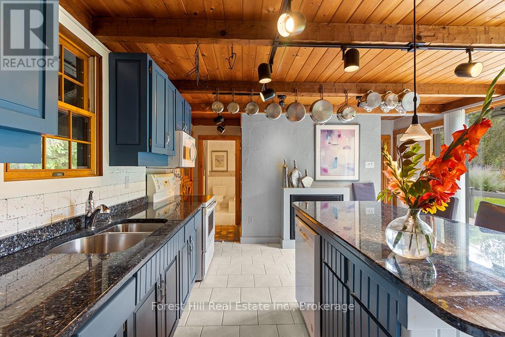 403288 Grey Road 4, West Grey, Ontario  N0G 1R0 - Photo 20 - X12951434