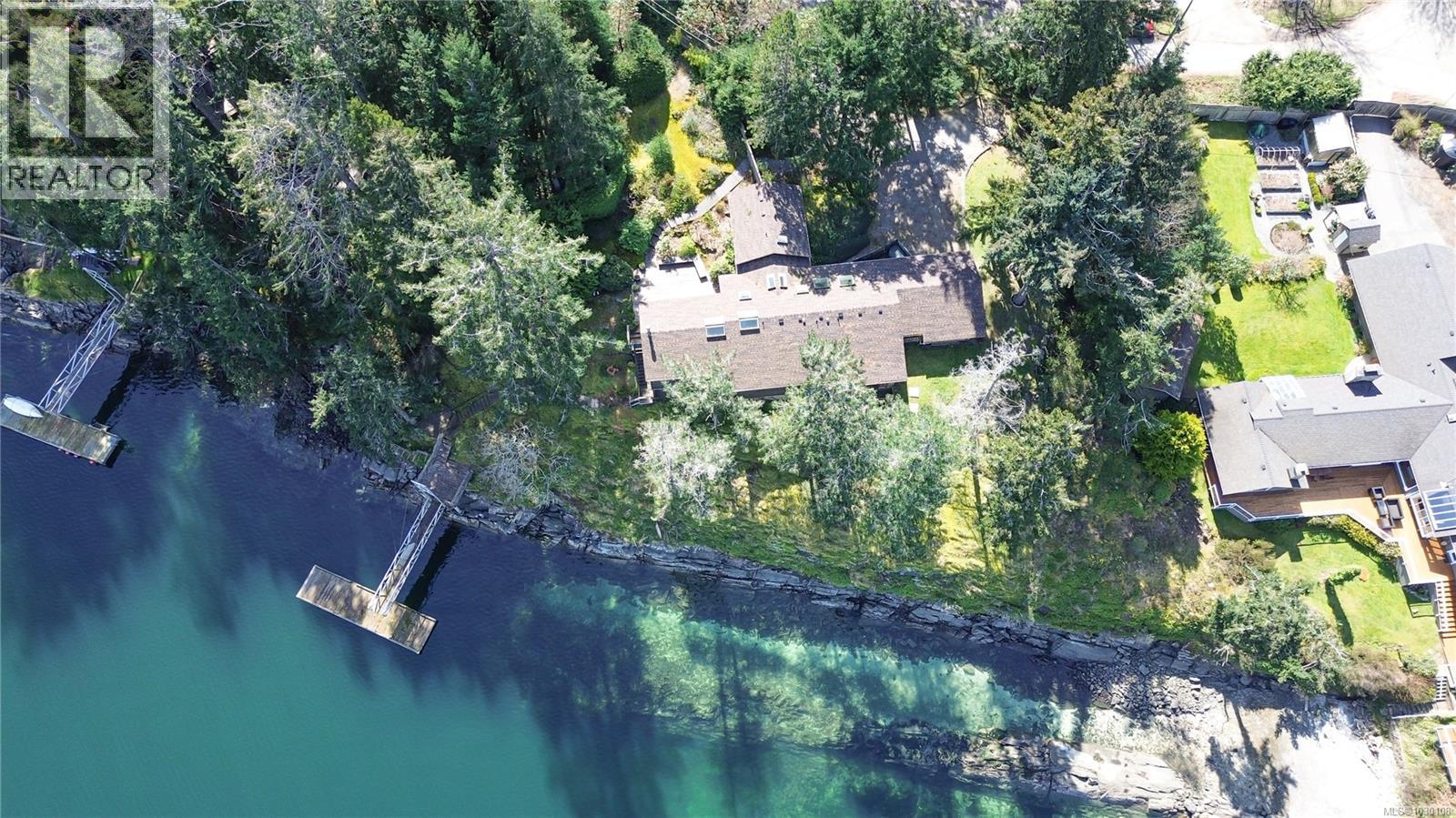 425 Scott Point Dr, Salt Spring, British Columbia  V8K 2R2 - Photo 3 - 1030108