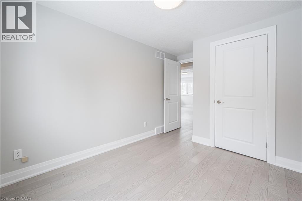 567 Rustic Drive, Waterloo, Ontario  N2K 2A4 - Photo 25 - 40817306