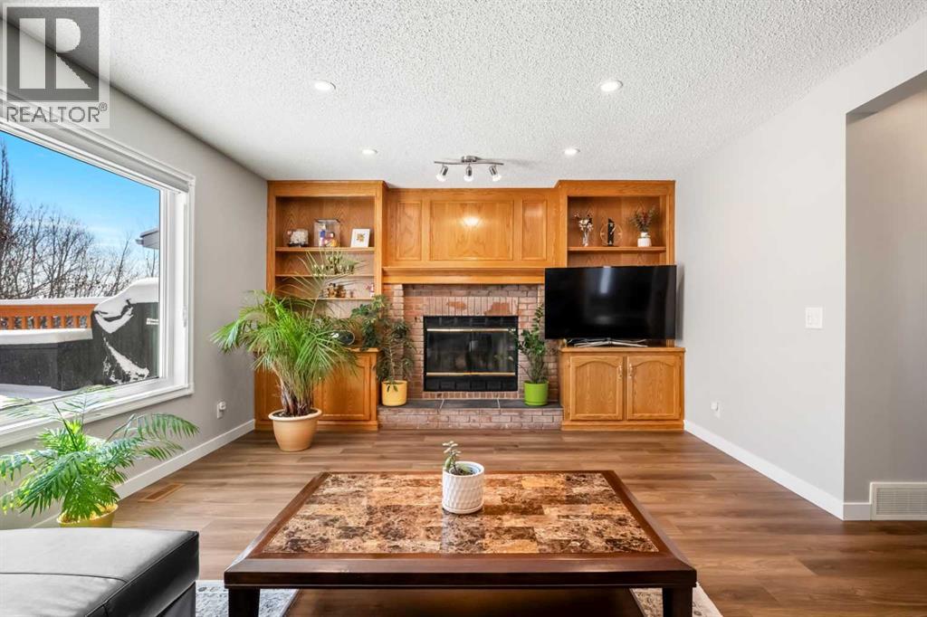 412 Hawkland Place Nw, Calgary, Alberta T3G 3R6 - Photo 11 - A2295660