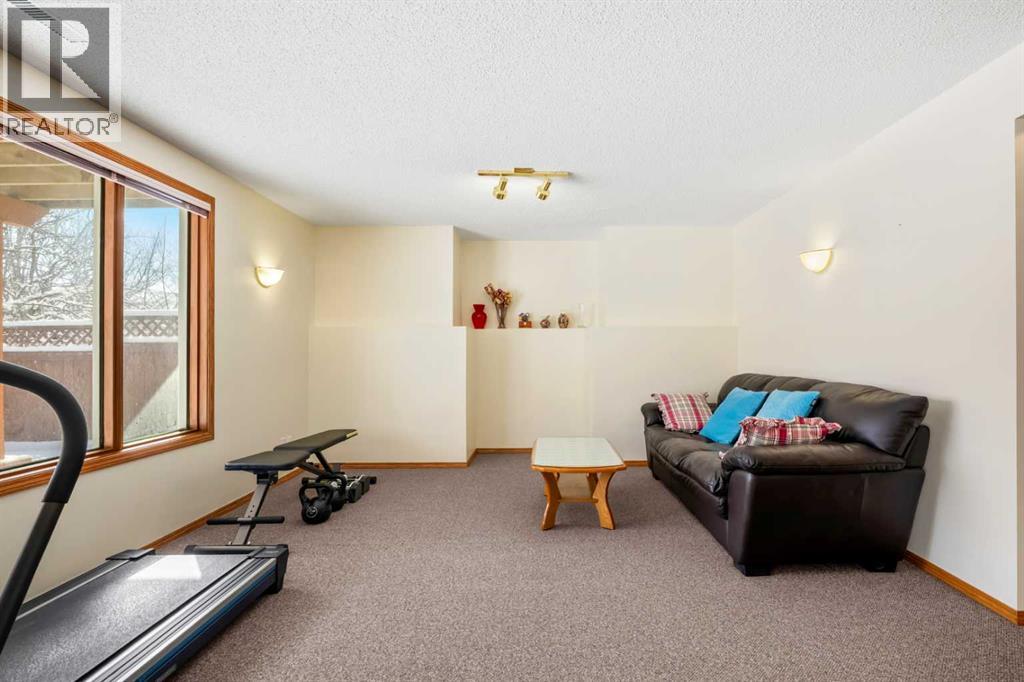 412 Hawkland Place Nw, Calgary, Alberta T3G 3R6 - Photo 36 - A2295660