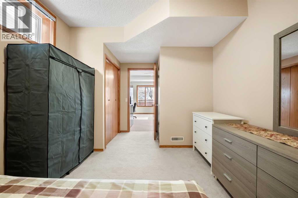 412 Hawkland Place Nw, Calgary, Alberta T3G 3R6 - Photo 41 - A2295660