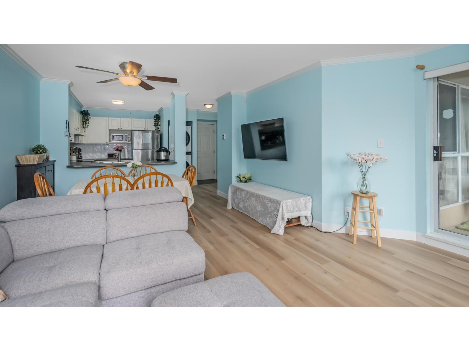 215 13733 74 Avenue, Surrey, British Columbia  V3W 1B8 - Photo 11 - R3102238