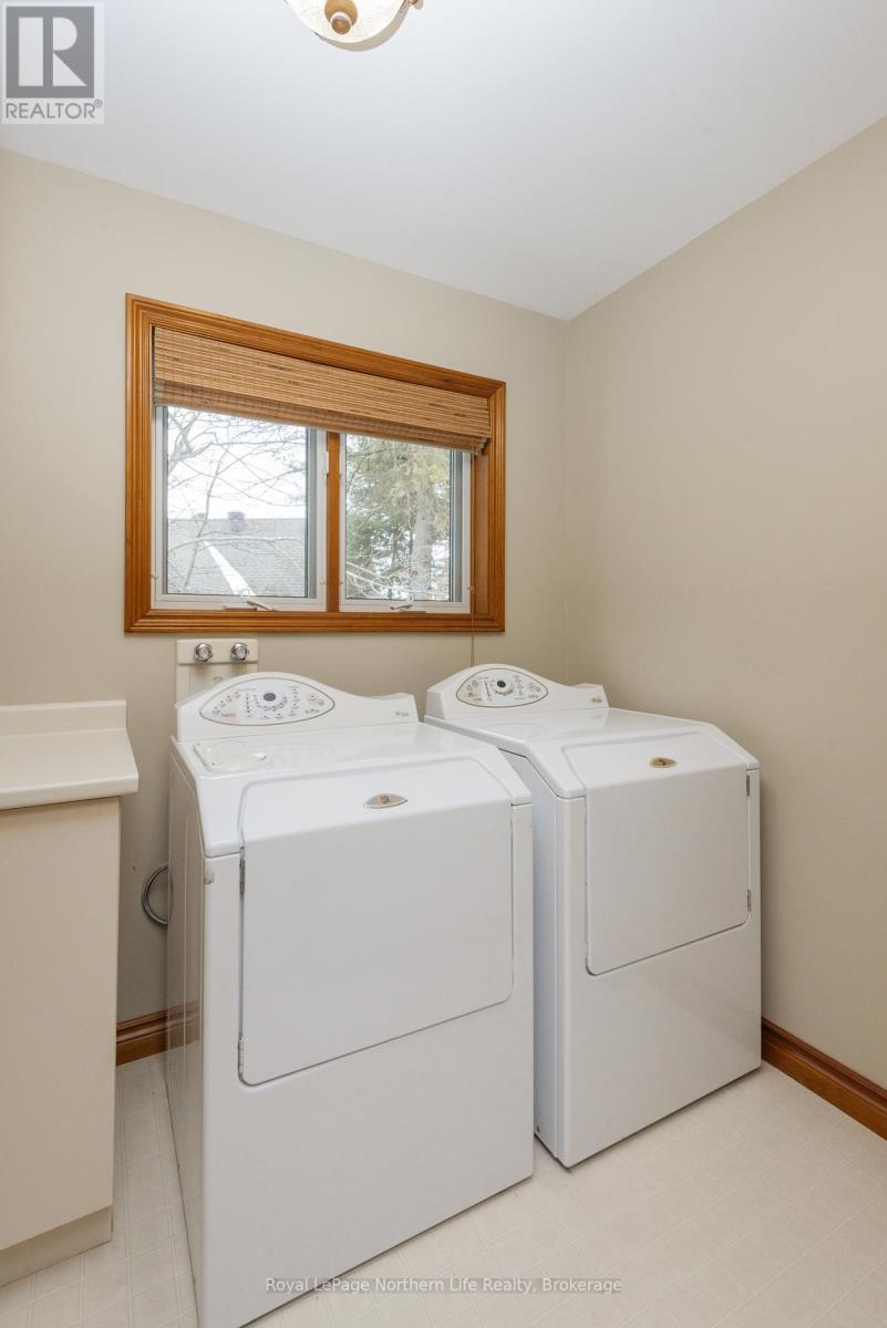 350 Ross Drive, North Bay, Ontario  P1B 8G4 - Photo 33 - X12951402