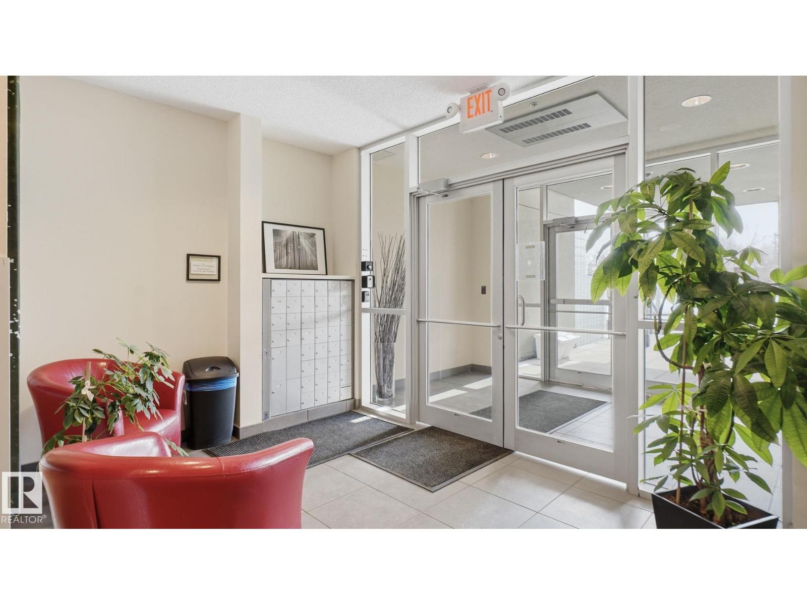 #301 9316 82 Av Nw, Edmonton, Alberta  T6C 0Z6 - Photo 4 - E4480197