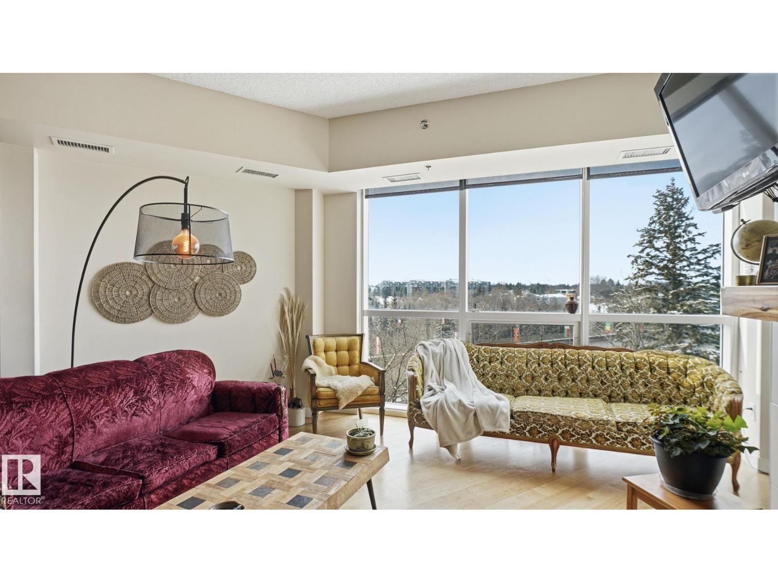 #301 9316 82 Av Nw, Edmonton, Alberta  T6C 0Z6 - Photo 1 - E4480197