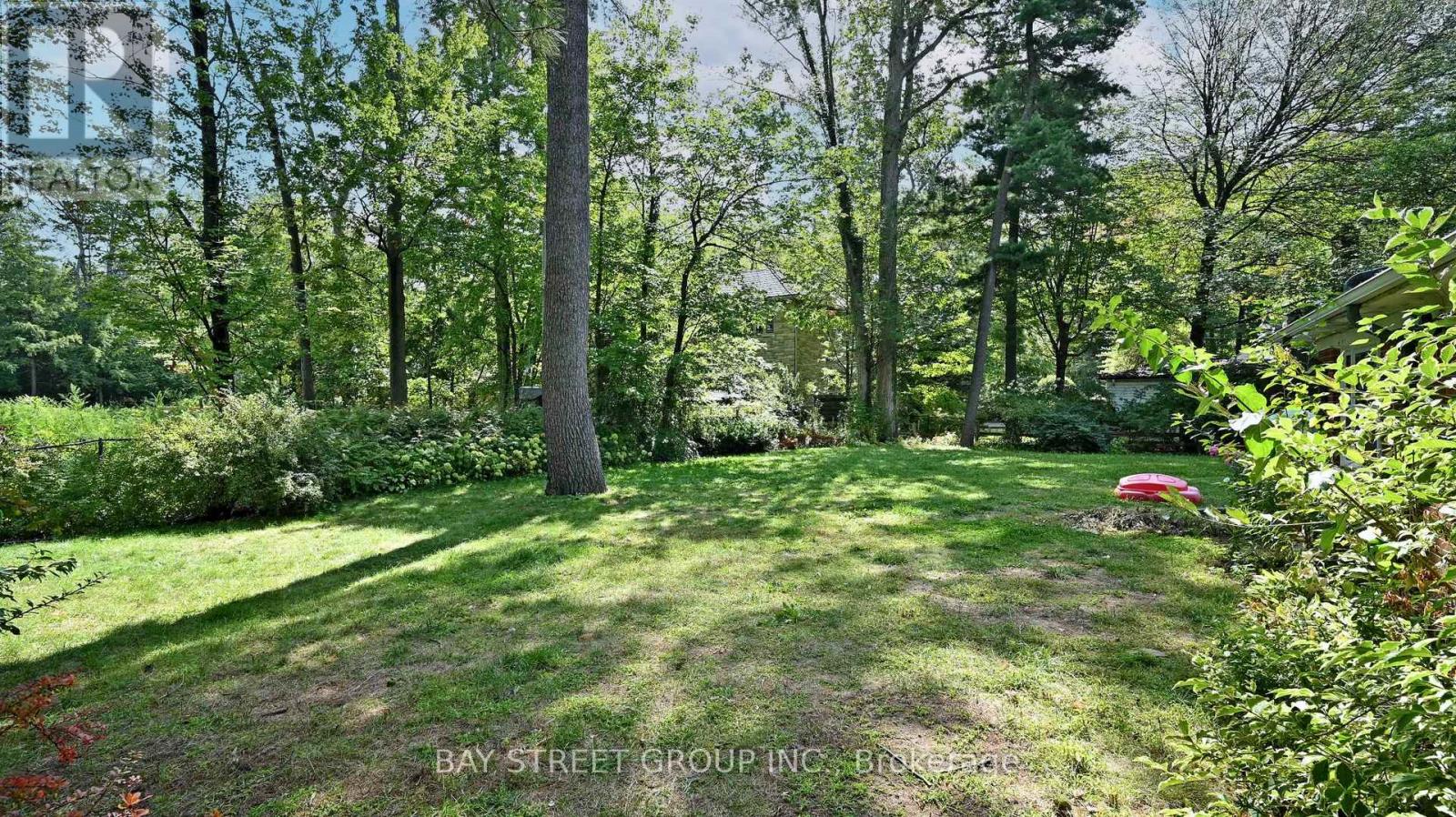 178 Breezy Pines Drive, Mississauga, Ontario  L5B 1B4 - Photo 25 - W12749616