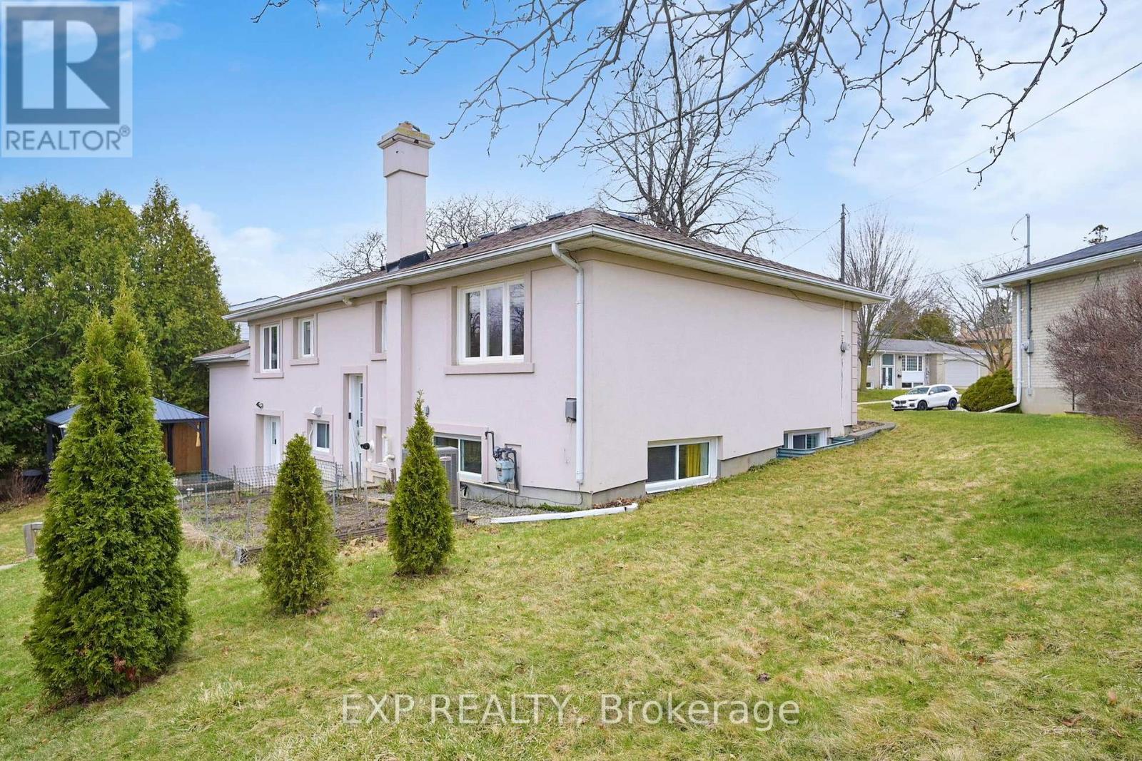 25 Mcmanus Road, Toronto, Ontario  M9P 2J9 - Photo 29 - W12949850