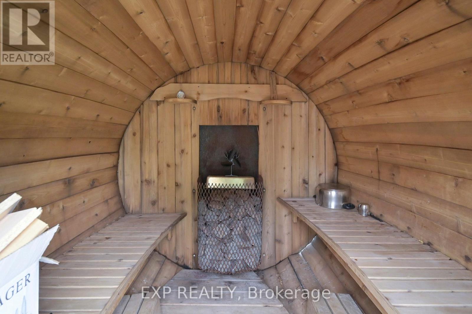 25 Mcmanus Road, Toronto, Ontario  M9P 2J9 - Photo 33 - W12949850