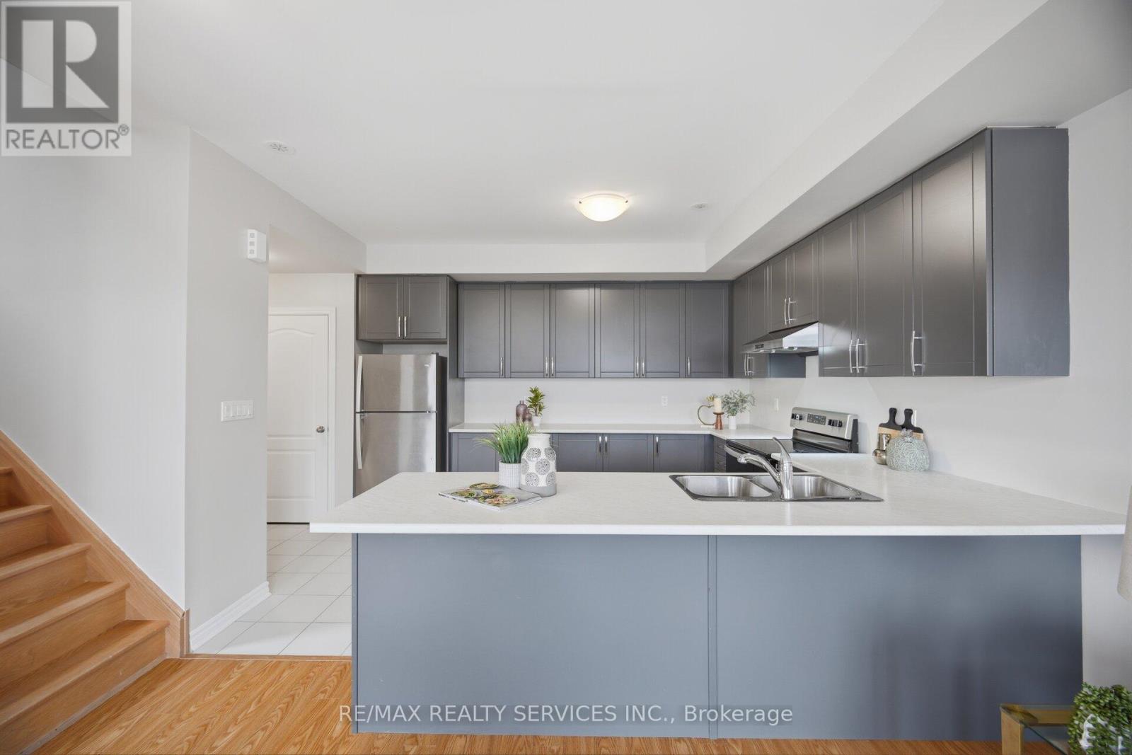 12 Waterville Way, Caledon, Ontario  L7C 4L4 - Photo 19 - W12950096