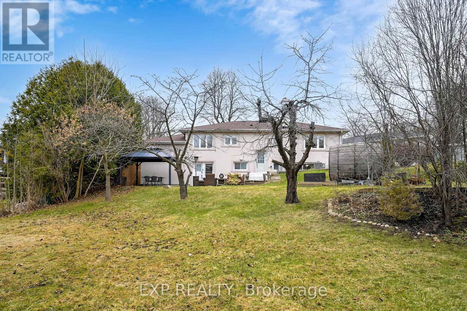 25 Mcmanus Road, Toronto, Ontario  M9P 2J9 - Photo 34 - W12949850