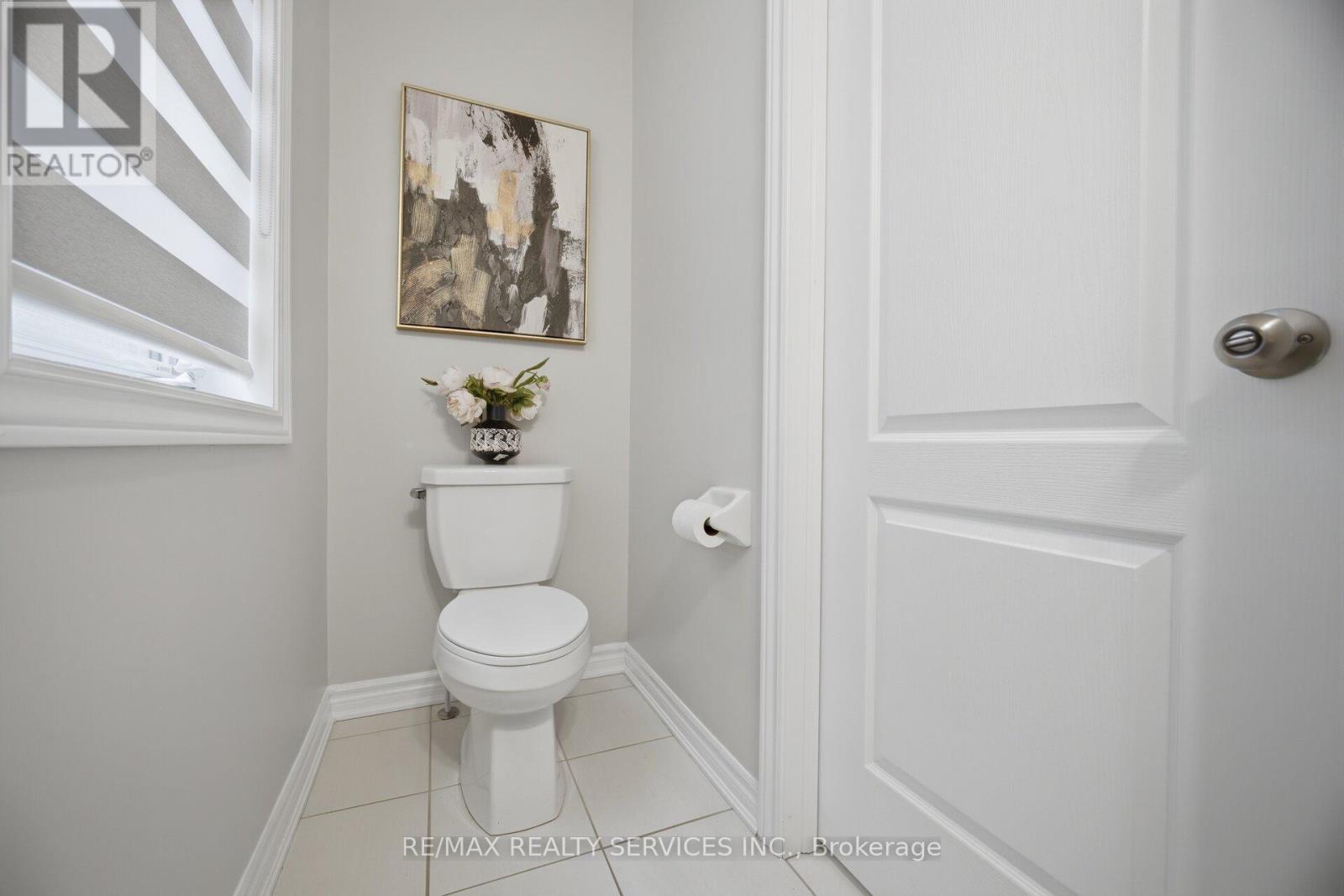 12 Waterville Way, Caledon, Ontario  L7C 4L4 - Photo 30 - W12950096