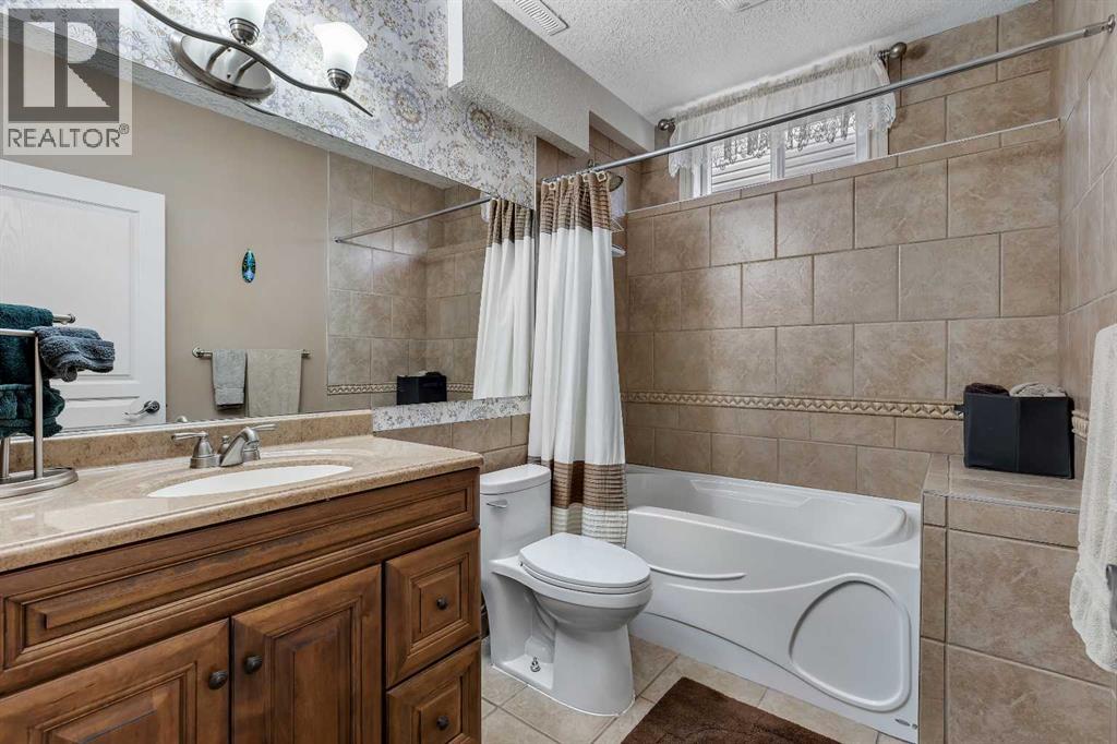 1674 Baywater Street Sw, Airdrie, Alberta  T4B 0A7 - Photo 35 - A2295707