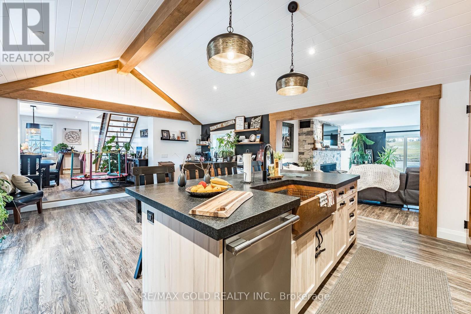 408082 Grey4 Road, Grey Highlands, Ontario  N0C 1J0 - Photo 12 - X12951028