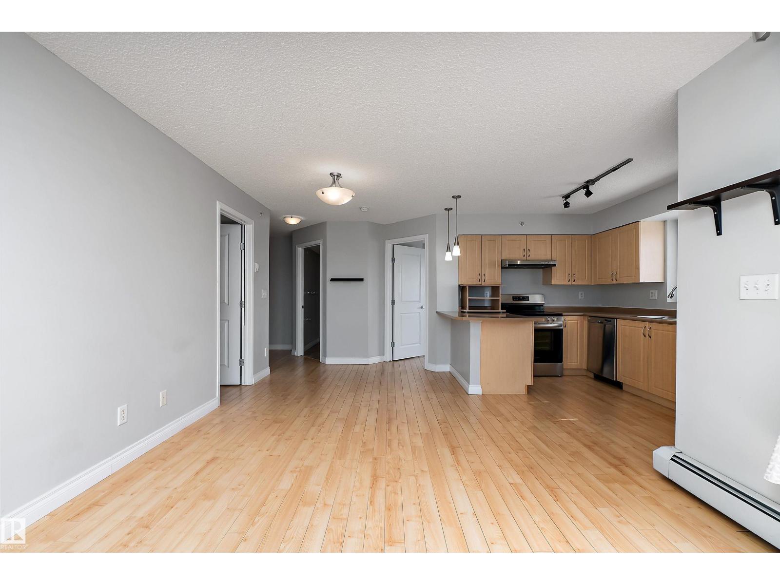 Unknown Address, ,     - Photo 8 - E4480294