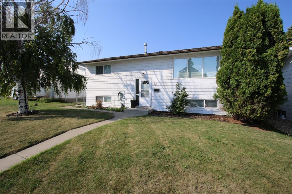 24 Oliver Street, Red Deer, Alberta  T4P 1V5 - Photo 2 - A2298019