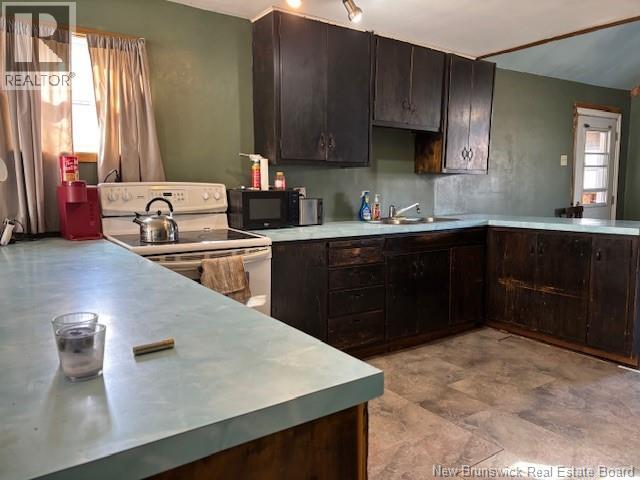 35 O'connell Avenue, Sussex, New Brunswick  E4E 1W6 - Photo 6 - NB136399