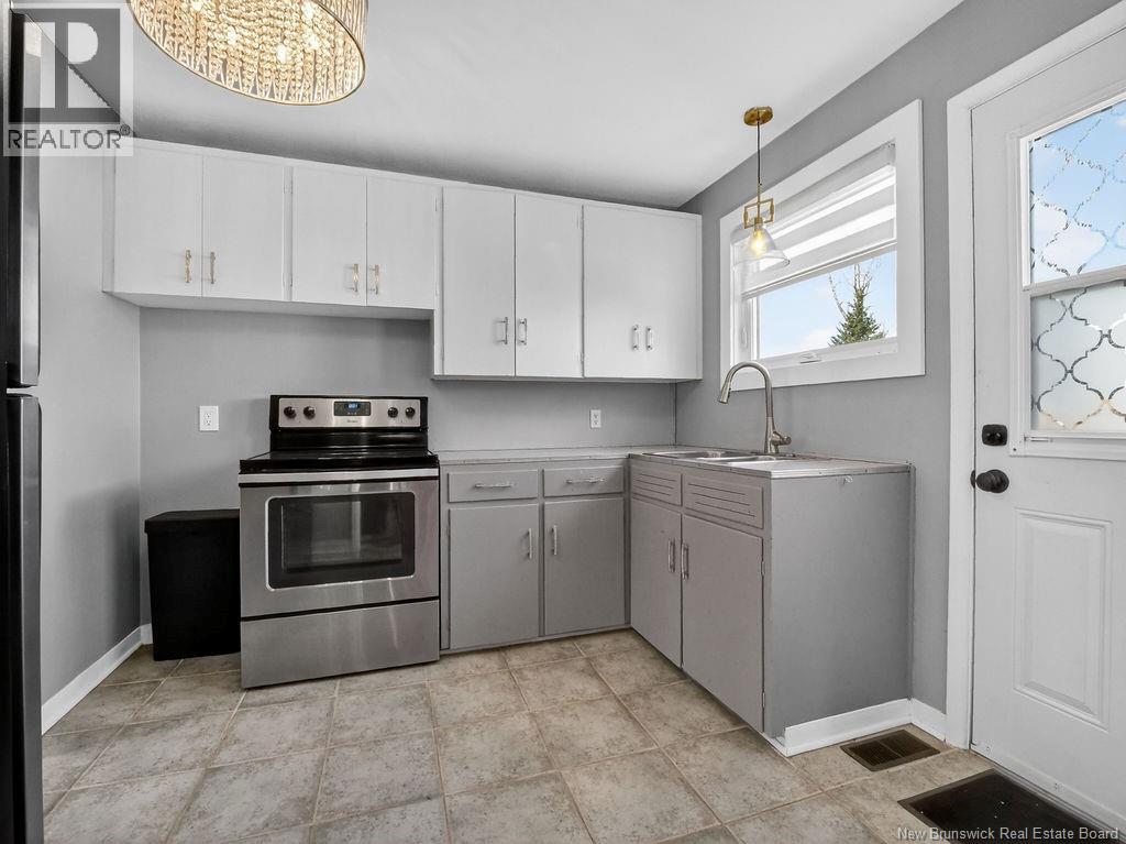 22 Mitchner Avenue, Moncton, New Brunswick  E1C 7N6 - Photo 11 - NB136090