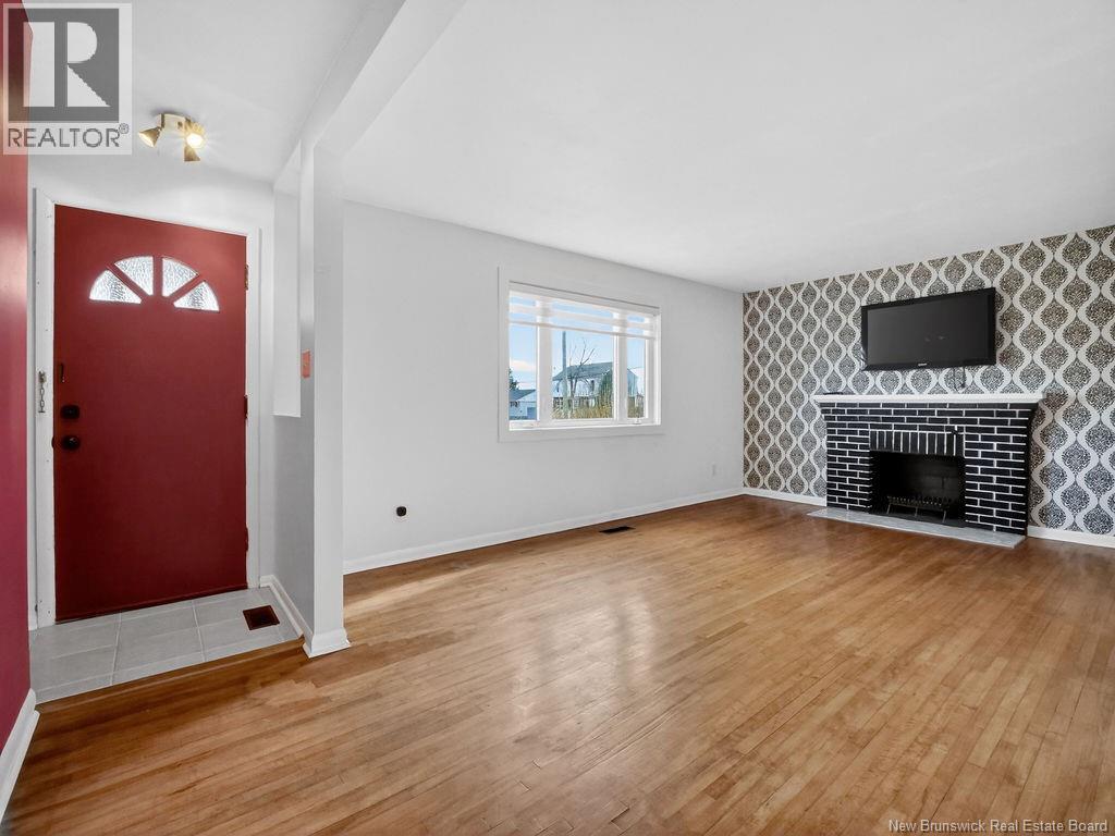 22 Mitchner Avenue, Moncton, New Brunswick  E1C 7N6 - Photo 4 - NB136090