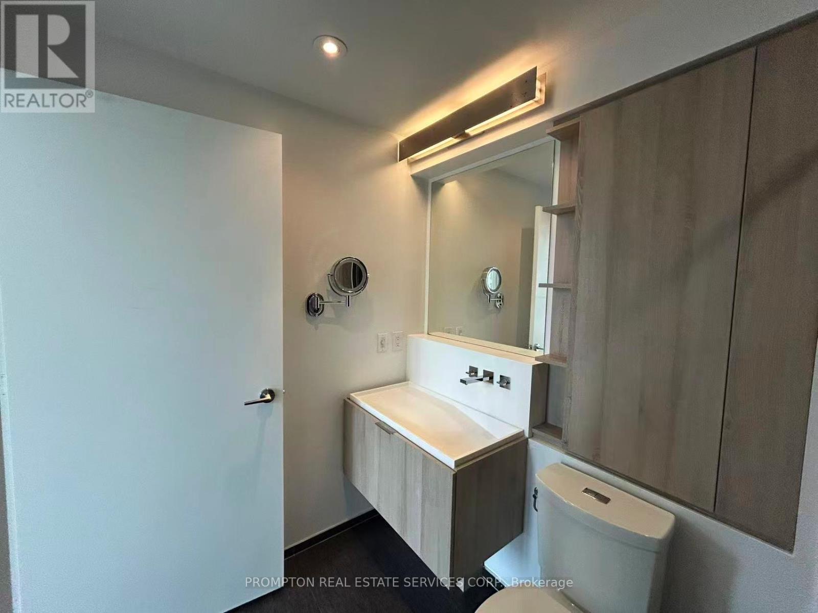 704 - 101 Charles Street E, Toronto, Ontario  M4Y 0A9 - Photo 19 - C12951322