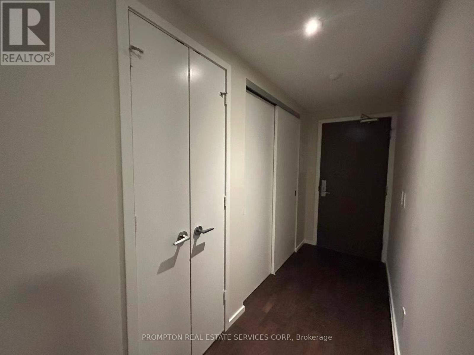 704 - 101 Charles Street E, Toronto, Ontario  M4Y 0A9 - Photo 7 - C12951322