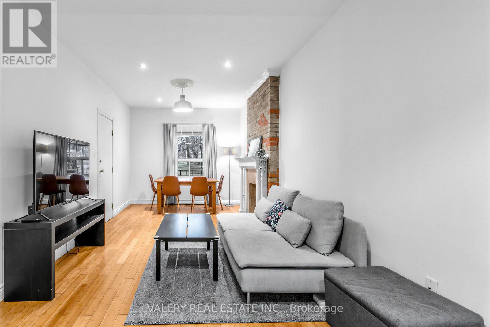 1060 Dundas Street W, Toronto, Ontario  M6J 1W8 - Photo 15 - C12951326