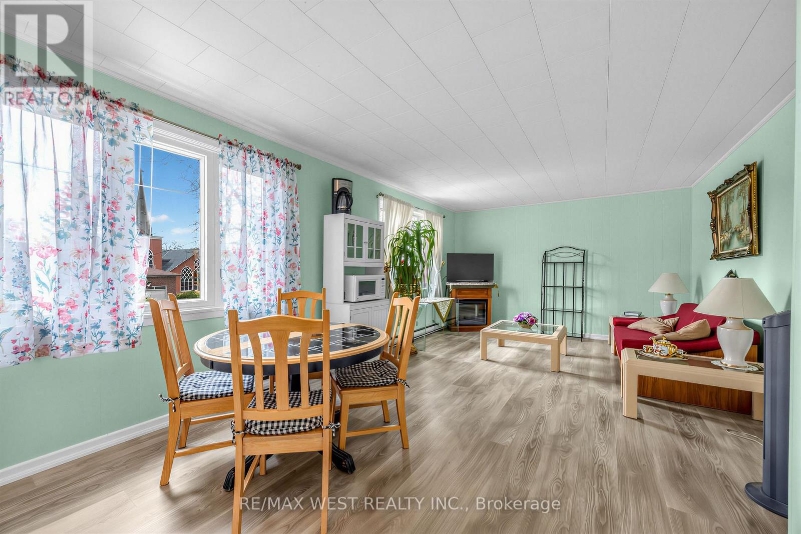 1068 Lillian Street, Toronto, Ontario  M2M 3G5 - Photo 2 - C12951380