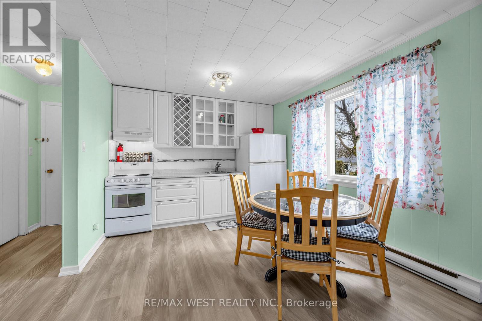 1068 Lillian Street, Toronto, Ontario  M2M 3G5 - Photo 7 - C12951380