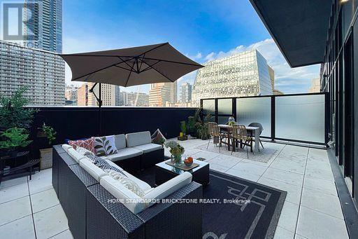 401 - 20 Edward Street, Toronto, Ontario  M5G 0C5 - Photo 20 - C12951422