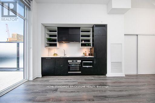 401 - 20 Edward Street, Toronto, Ontario  M5G 0C5 - Photo 5 - C12951422