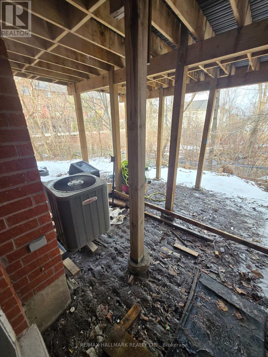 153 Homestead Road, Toronto, Ontario  M1E 3S1 - Photo 13 - E12897762