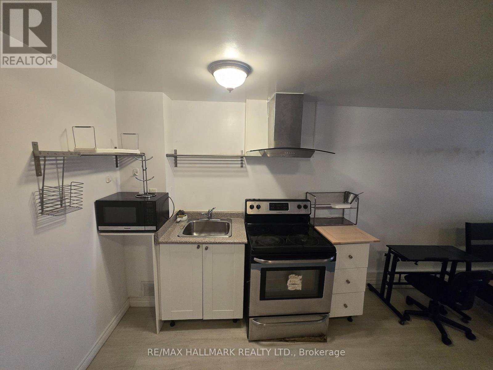 153 Homestead Road, Toronto, Ontario  M1E 3S1 - Photo 6 - E12897762