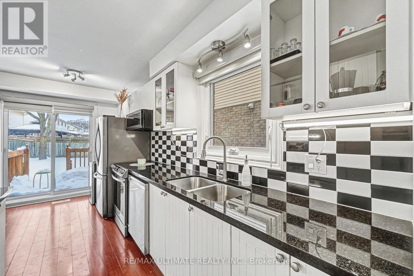 29 Kipling Crescent, Ajax, Ontario  L1S 5A7 - Photo 6 - E12951298