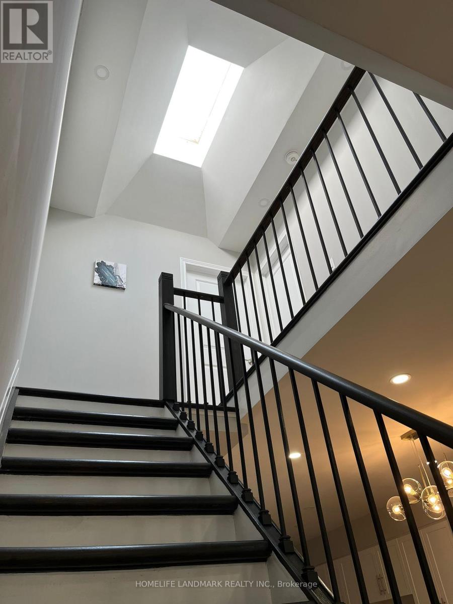 1253 Gerrard Street E, Toronto, Ontario  M4L 1Y5 - Photo 16 - E12951360