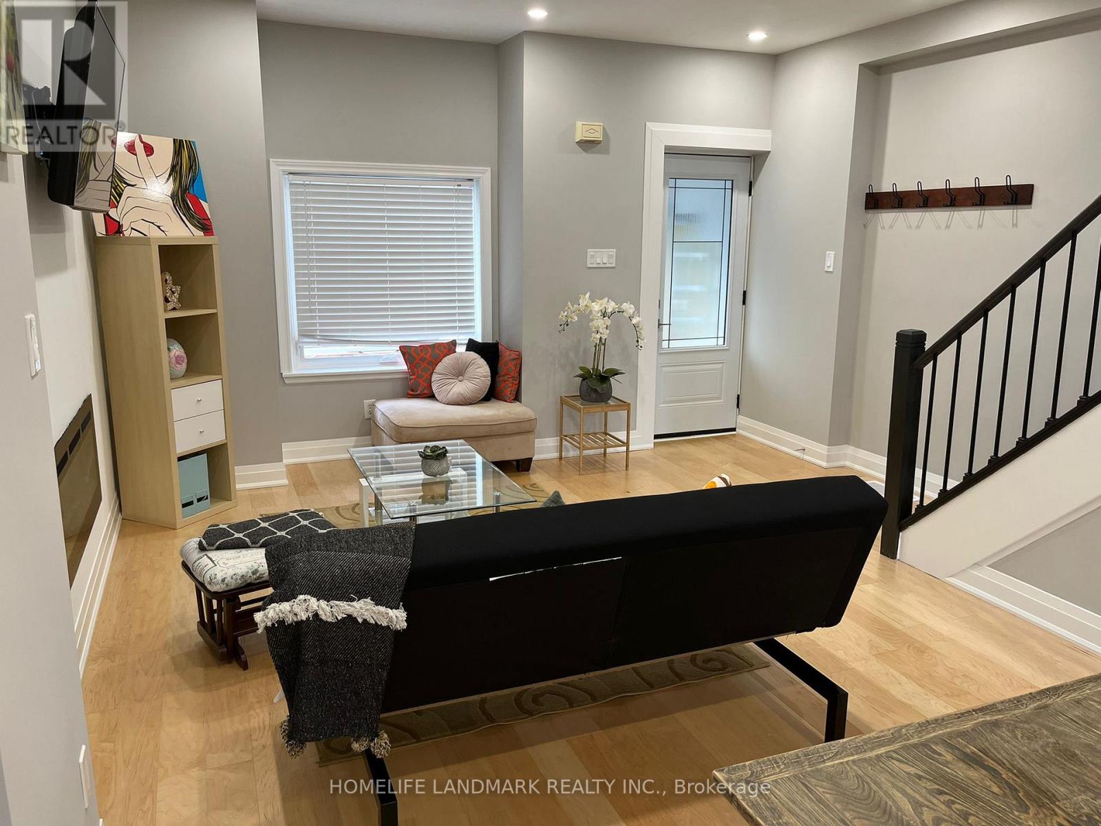 1253 Gerrard Street E, Toronto, Ontario  M4L 1Y5 - Photo 6 - E12951360