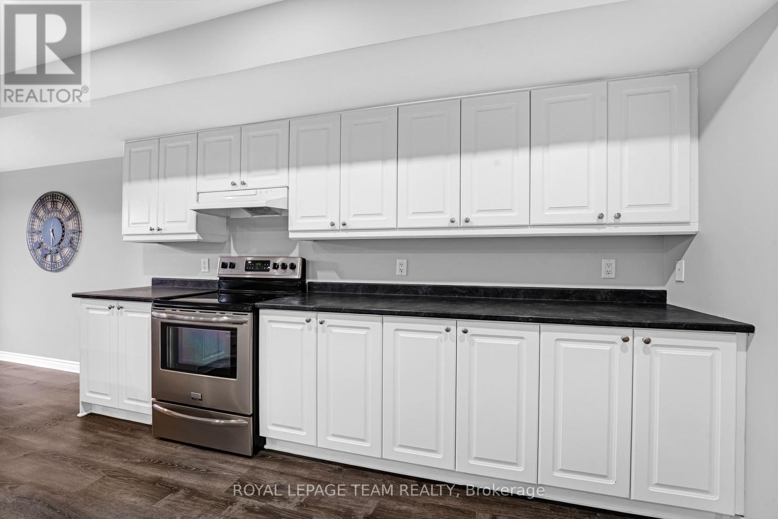 4 John Findlay Terrace, Arnprior, Ontario  K7S 3Z3 - Photo 15 - X12950312