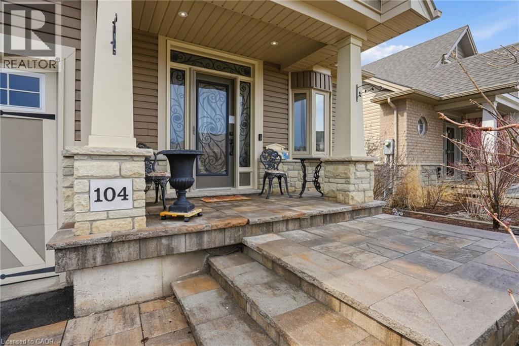 104 Anastasia Boulevard, West Lincoln, Ontario  L0R 2A0 - Photo 3 - 40817203