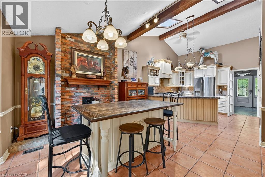 5590 Blind Line, Burlington, Ontario  L7P 0B2 - Photo 8 - 40815884