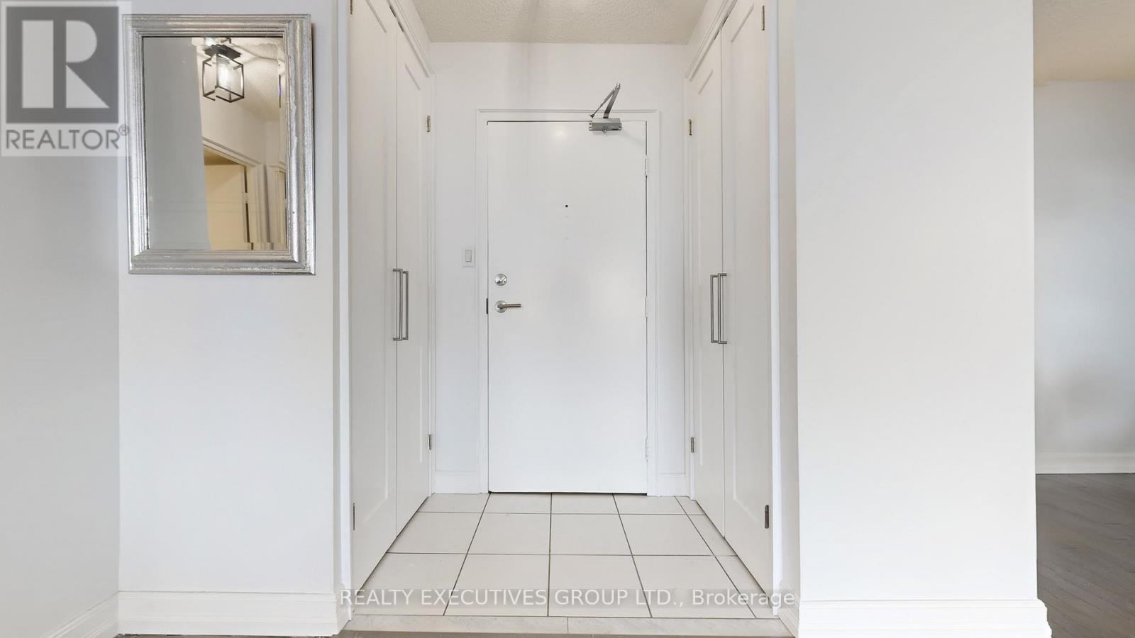 1106 - 7811 Yonge Street, Markham, Ontario  L3T 4S3 - Photo 5 - N12951308