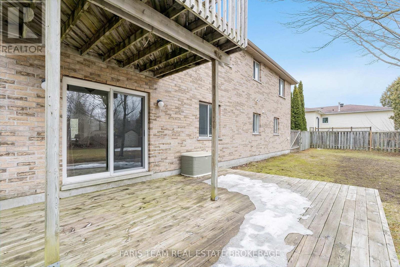 704 Trinity Street, Innisfil, Ontario  L9S 2G8 - Photo 34 - N12951320