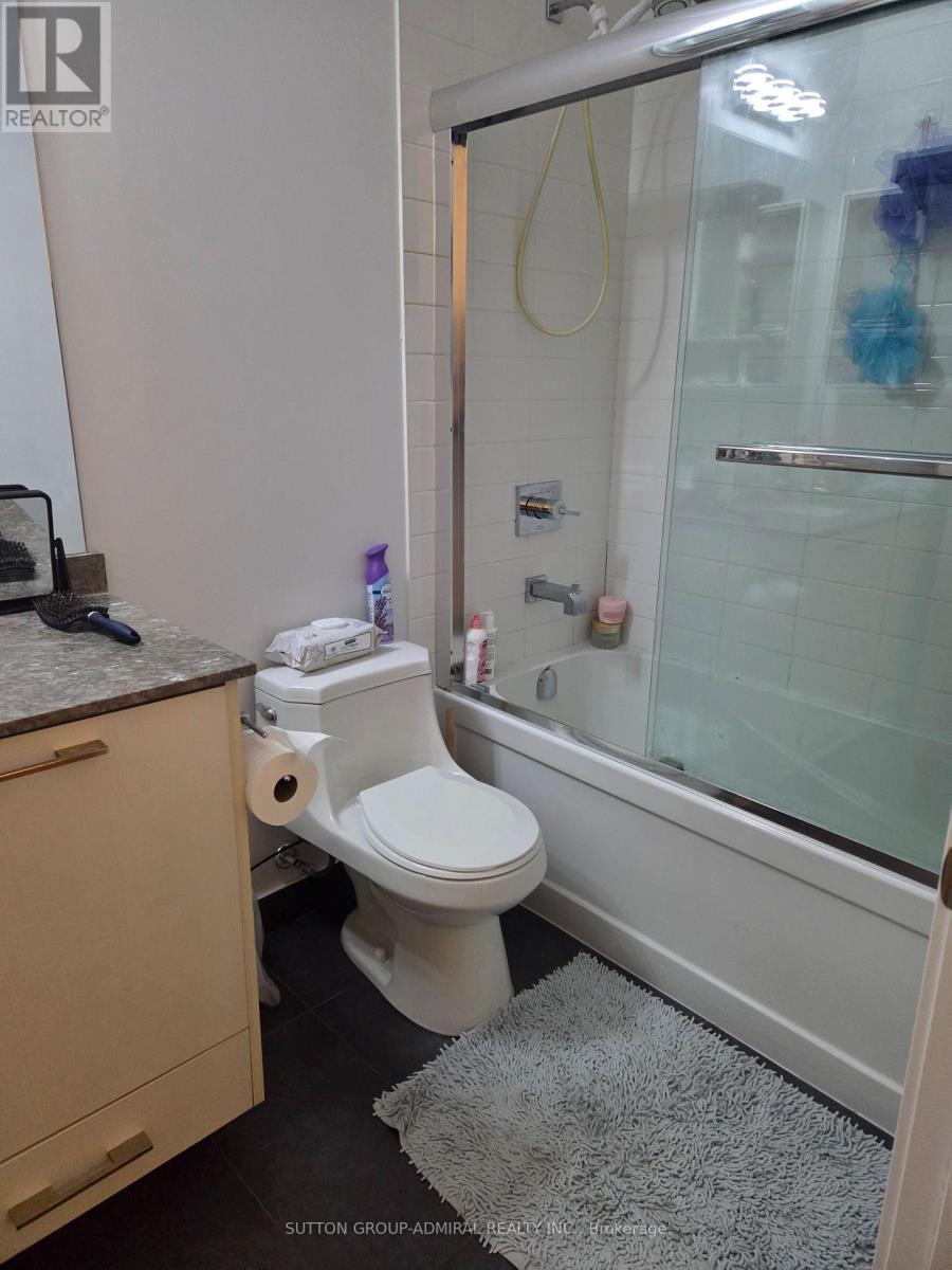 215 - 9471 Yonge Street, Richmond Hill, Ontario  L4C 1V4 - Photo 7 - N12951396