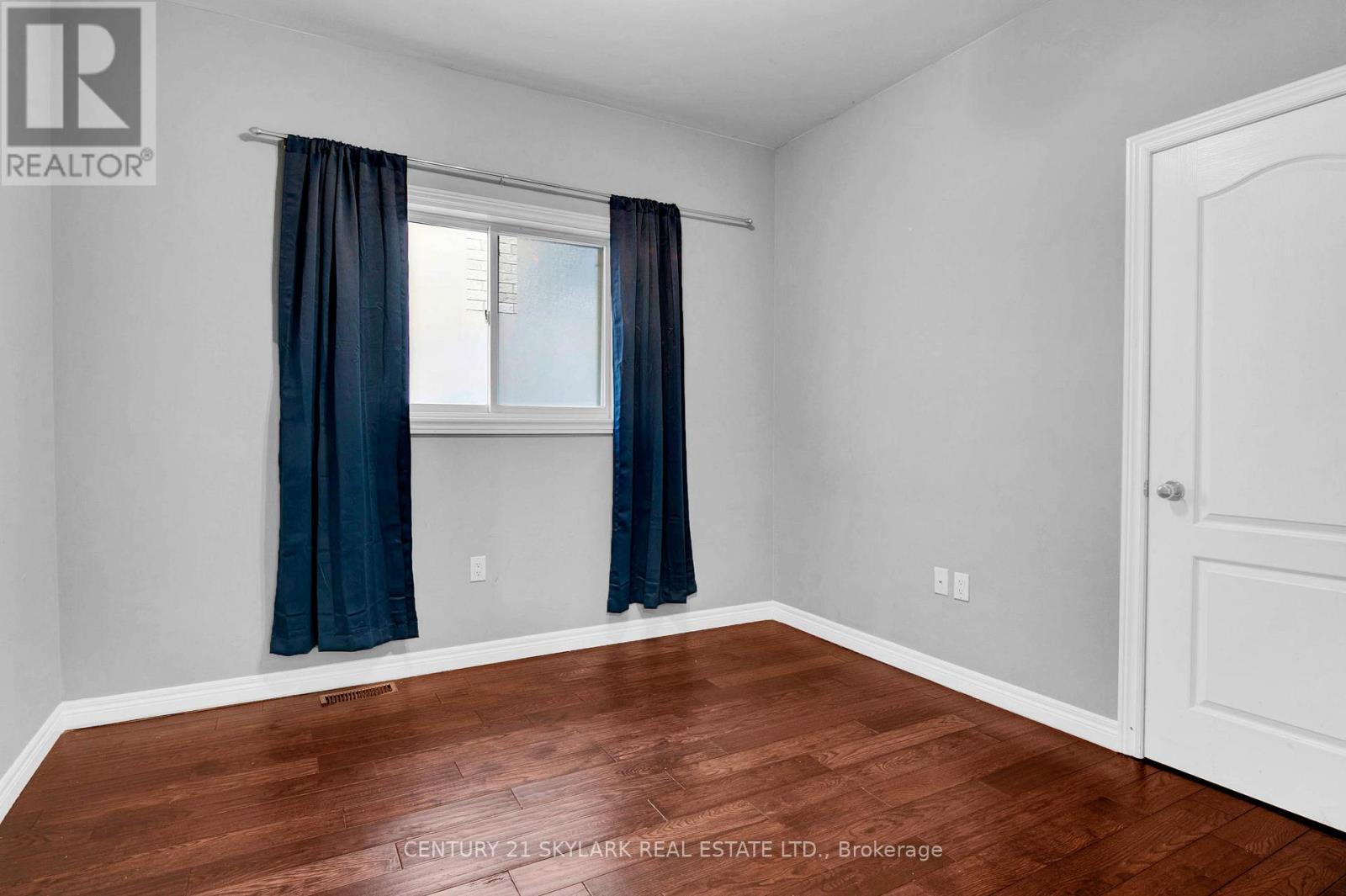 40 Highland Terrace, Bradford West Gwillimbury, Ontario  L3Z 3E8 - Photo 12 - N12951408