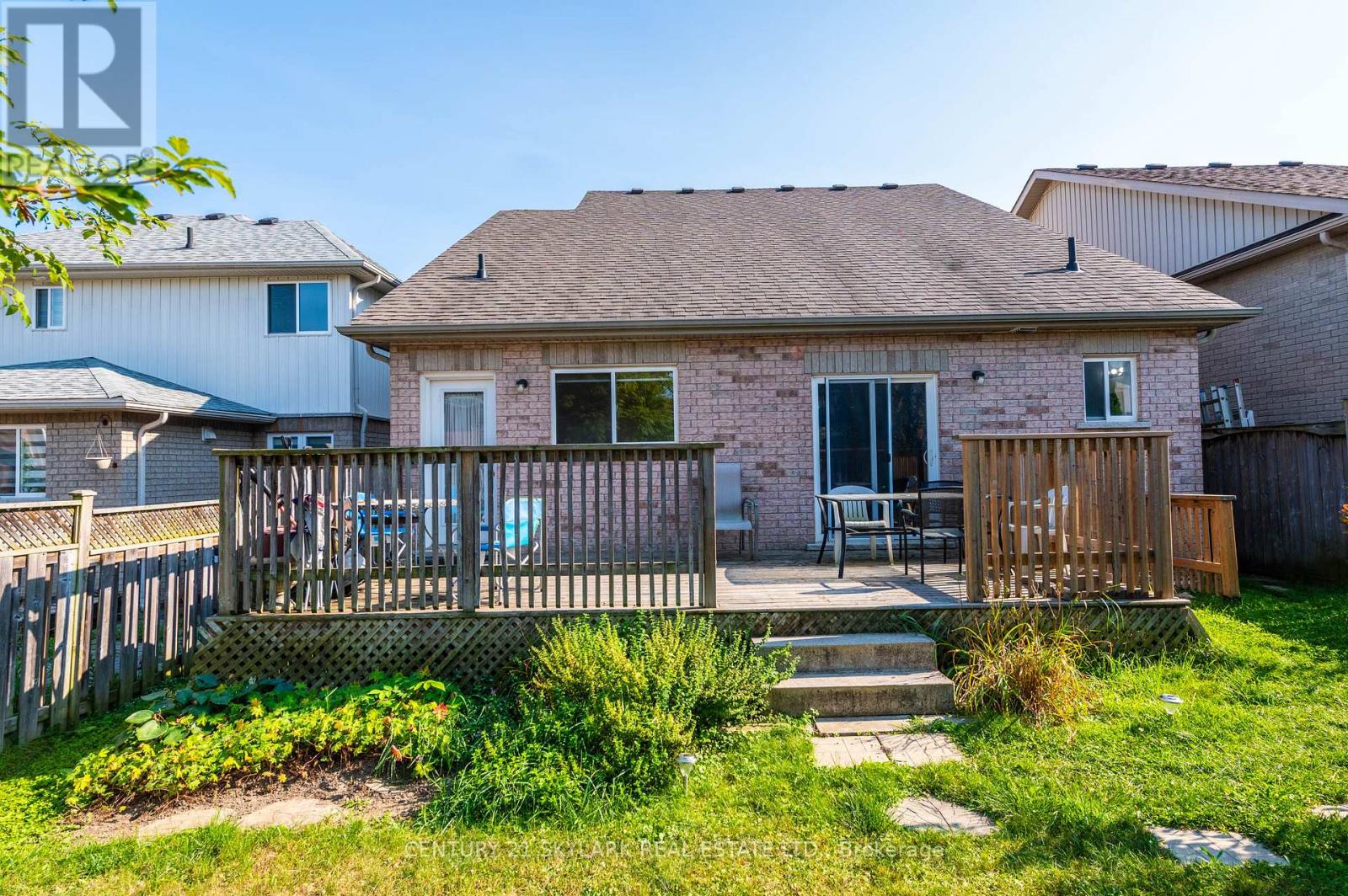 40 Highland Terrace, Bradford West Gwillimbury, Ontario  L3Z 3E8 - Photo 24 - N12951408