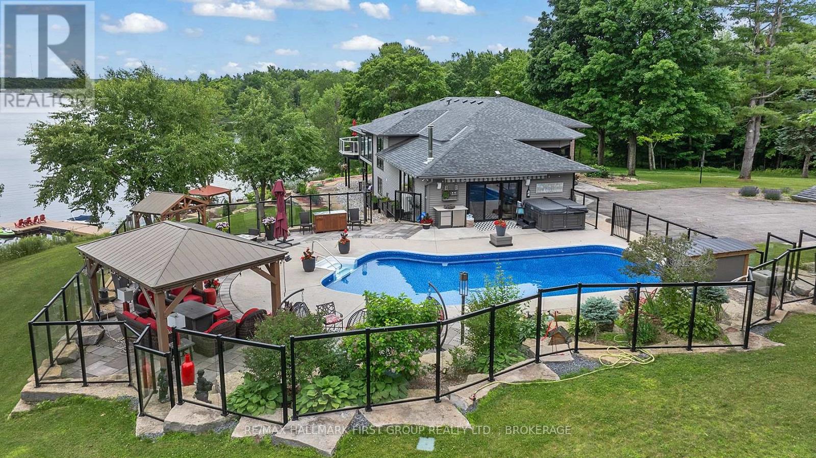 120 BLACK LAKE ROUTE 1, Tay Valley, Ontario