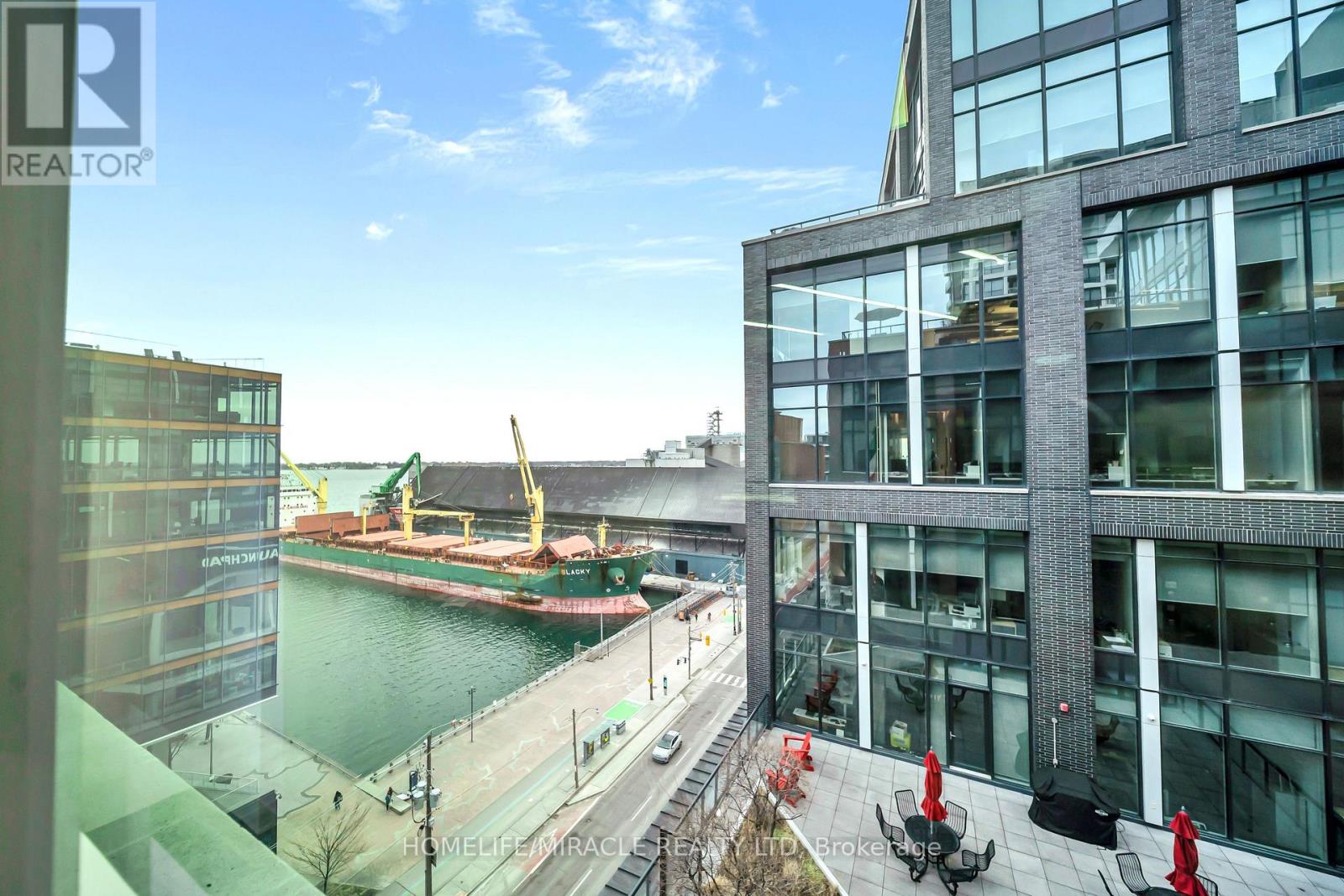 721 - 130 Queens Quay E, Toronto, Ontario  M5A 3Y5 - Photo 16 - C12937418