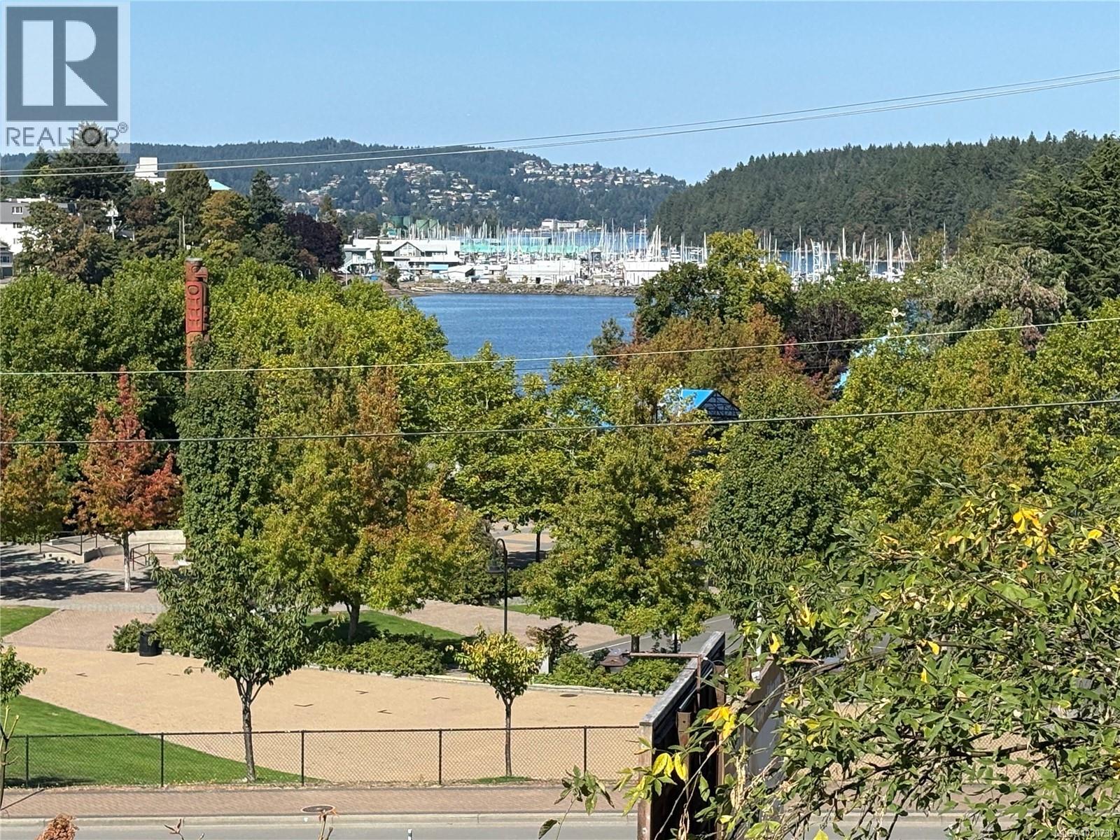 55 Comox Rd, Nanaimo, British Columbia  V9R 3H7 - Photo 3 - 1030738