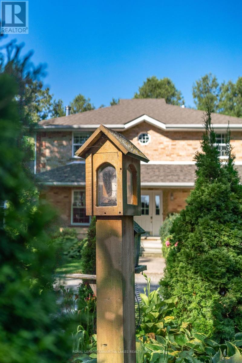 890 Woodville Road, Kawartha Lakes, Ontario  K0M 2T0 - Photo 8 - X12951698