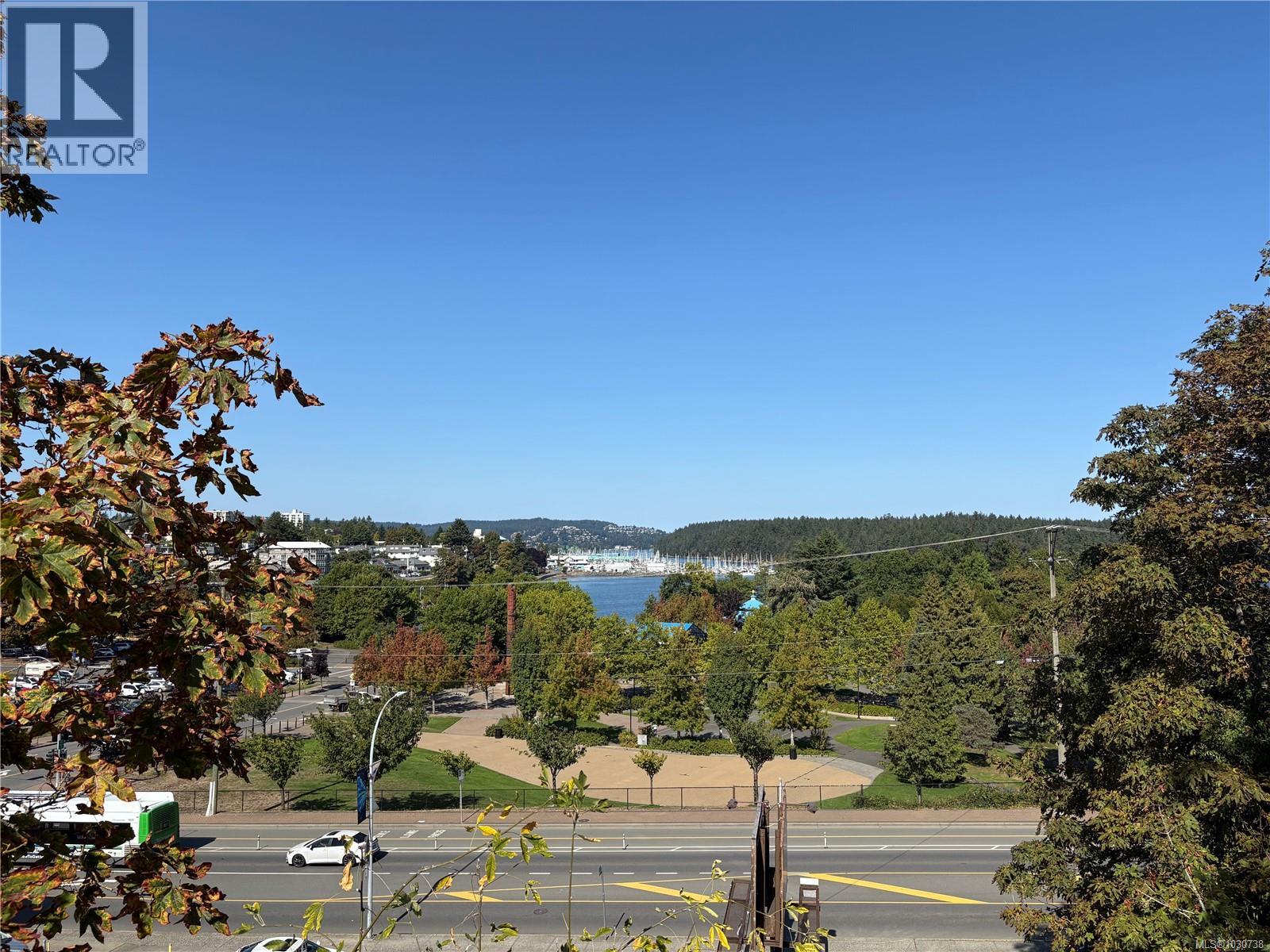 55 Comox Rd, Nanaimo, British Columbia  V9R 3H7 - Photo 2 - 1030738