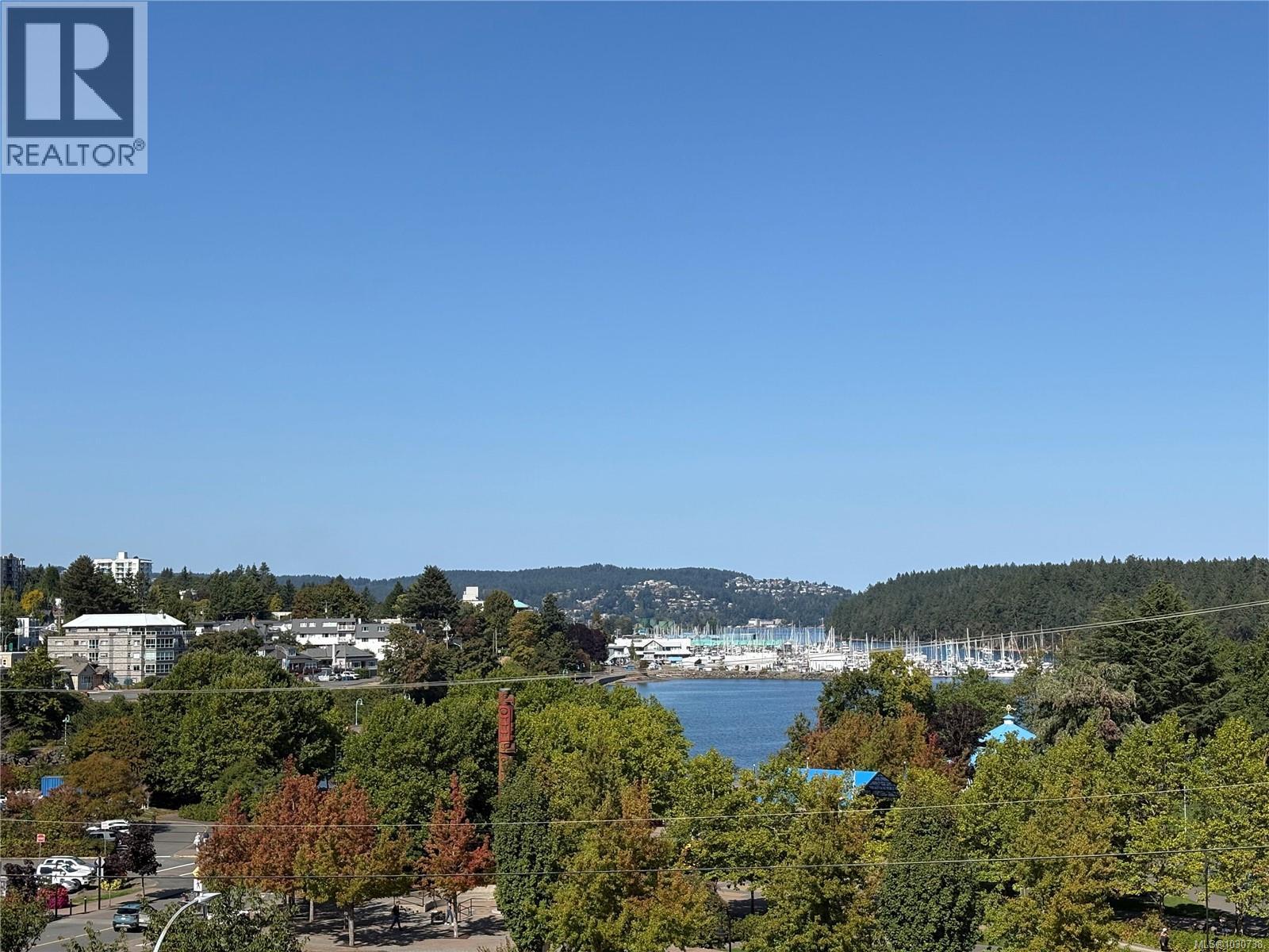 55 Comox Rd, Nanaimo, British Columbia  V9R 3H7 - Photo 1 - 1030738